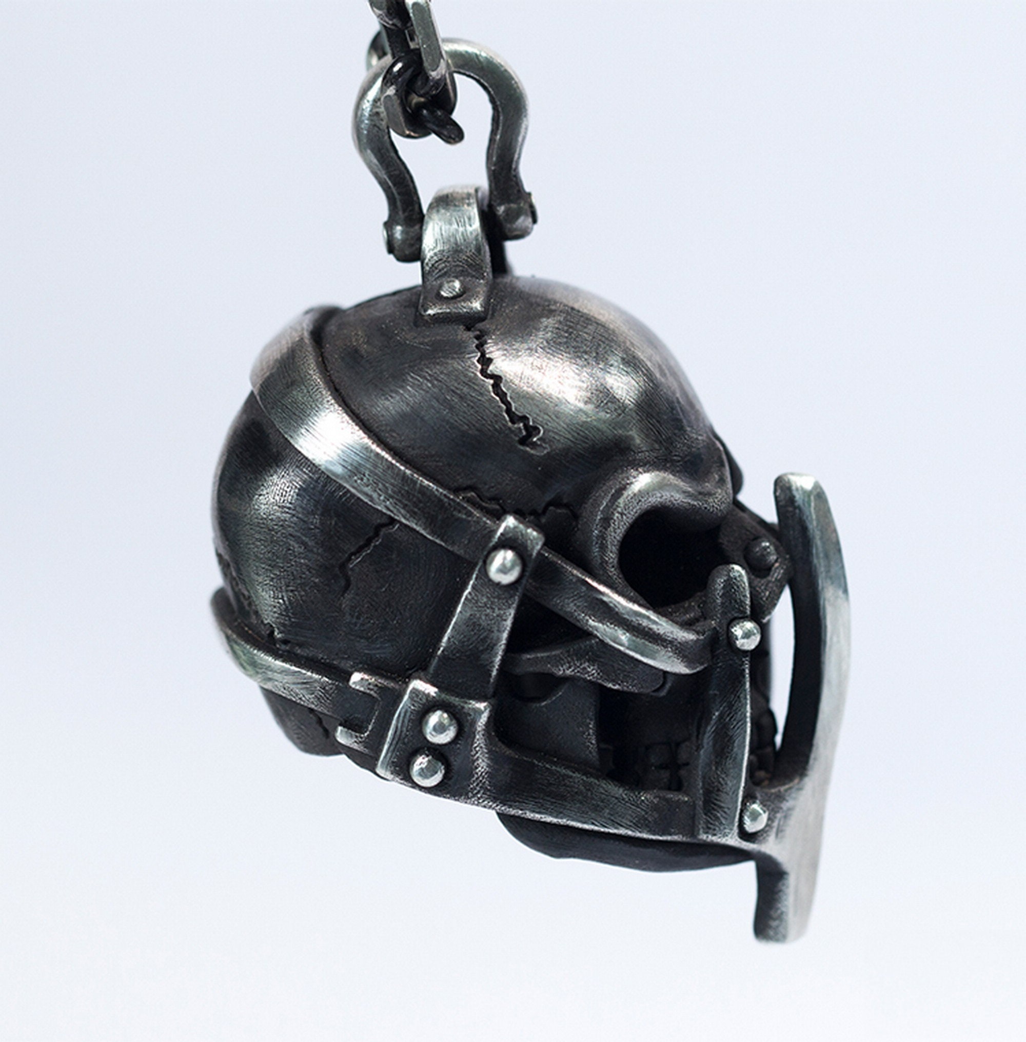 Mad Punk Cross Chain n Belt Arm Cover