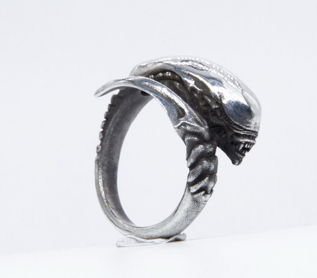 Alien Predator Ring Silver Baby Alien Larva Ring Steampunk Alien ...