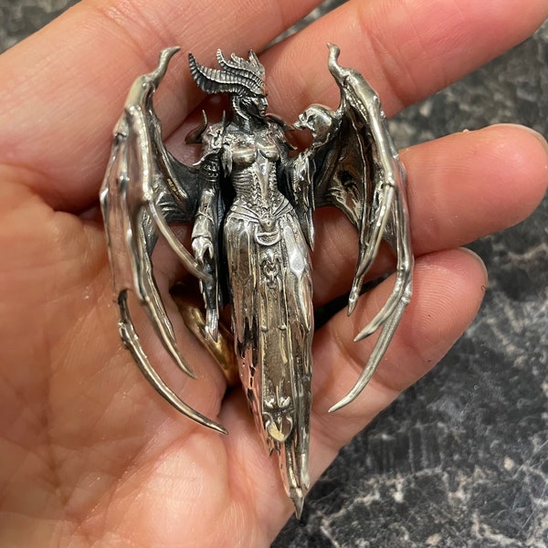 Goddess Lilith Winged Queen Gold Silver Skull Pendant Black Moon Dark Moon Horns Devil Demon Lilith Gothic Wings Collectable Pendant