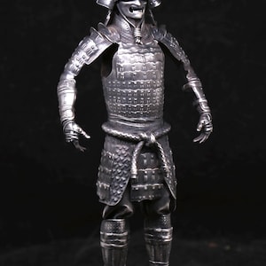 Japanese Samurai Skull Silver Pendant Ninja Samurai Miniature Figure Pendant Antlers Cat Warrior Pendant Desktop Decor Amour Helmet Pendant