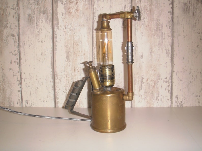 Steampunk lamp afbeelding 2