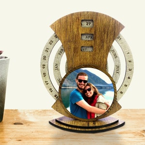 Perpetual Calender | Personalized Rotating Table Calender with Insertable Photos by ZOCI VOCI | Best Anniversary Gifts for Couple
