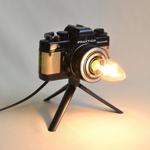 Camera Lamp Praktica- Bedside Lamp - Retro Lamp - Desk Lamp - Table Lamp - Antique Lamp - Birthday Gift - Vintage Lighting - Aer Deco Lamp