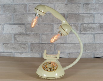 Vintage Telephone Desk Lamp: Retro Office Lighting with Bulbs