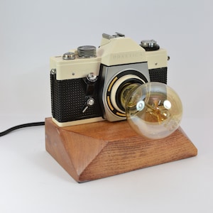 Camera Lamp Praktica- Bedside Lamp - Retro Lamp - Desk Lamp - Table Lamp - Antique Lamp - Birthday Gift - Vintage Lamp -  Vintage Camera