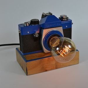 Camera Lamp Praktica- Bedside Lamp - Retro Lamp - Desk Lamp - Table Lamp - Antique Lamp - Birthday Gift - Vintage Lamp - Vintage Camera
