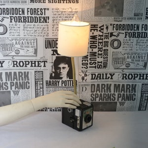 Vintage Camera Lamp: Retro Desk or Bedside Lighting