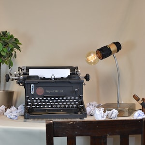 Vintage Lens Table Lamp: Handmade Adjustable Desk Light