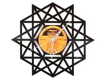 Laser-Cut Vinyl Record Wall Clock: Retro Geometric Decor