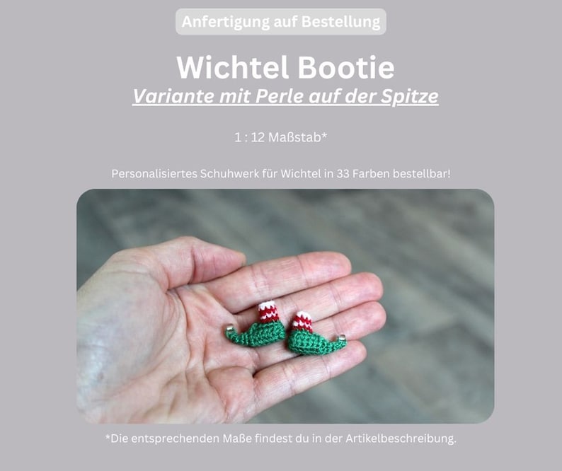 Wichtel Zubehör / Wichtelschuhe / 1 Paar Booties mit Perle auf der Spitze / Schuhe für Wichtel / Mini Boots mit Rocailles / Miniatur M 1:12 Bild 1