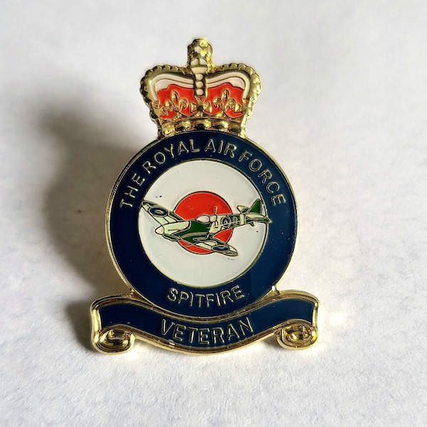 Poppy and Spitfire Badge - Etsy