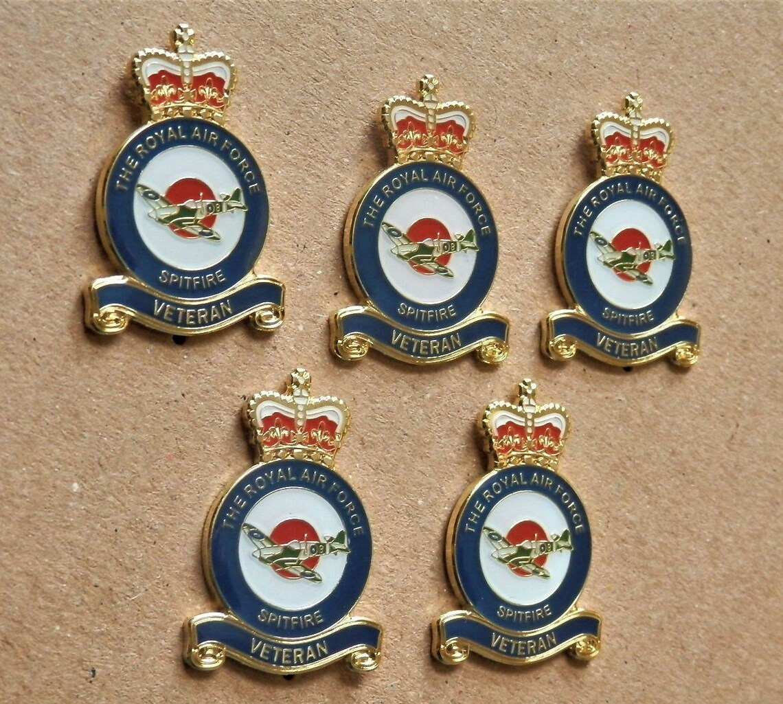 5 X Brand New Beautiful Military Enamel Pin Badge The Royal | Etsy