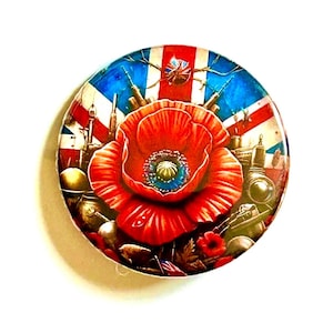 Union Jack Poppy Brooch: Lest We Forget Remembrance Day Badge (38mm)