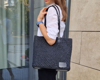 Crochet Raffia Bag Pattern: Beach Bag with Leather Handles (PDF)