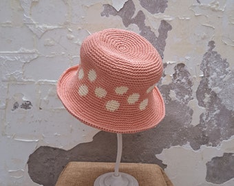 UYUYCROCHET - HANUKKAH - Polka dot crochet hat pattern - crochet bucket hat - crochet sun hat | crochet large brim hat | fall hat