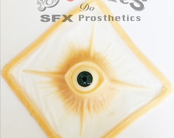 Prótesis de silicona Gods Eye con elección de color de ojos