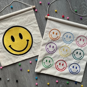 Handmade Smiley Face Wall Hangings Smilie Decor Tapestry Bedroom Novelty Fun Wall Art Gifts Bedroom