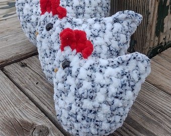 Farmhouse Chicken PDF Pattern (low sew only sewing on the beak)