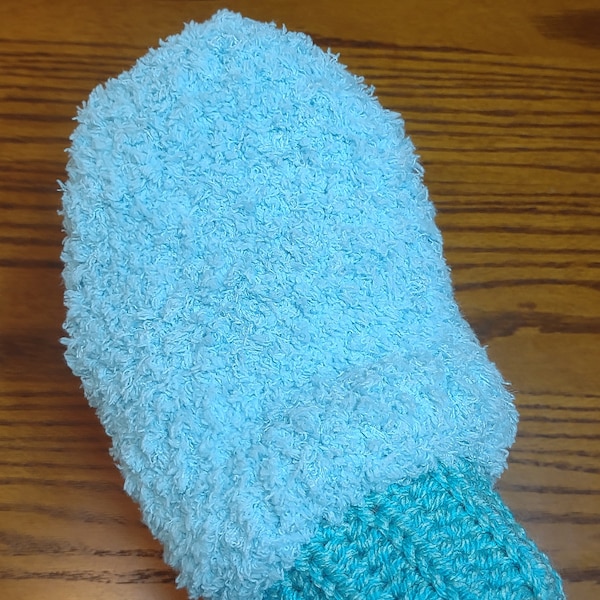 Hand duster, duster mitt, duster glove, reusable dusters, pet hair picker upper mitt, dust picker upper