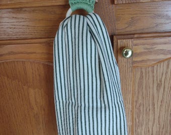 Hand Crochet Kitchen Towel Hanger: Knob Style Topper