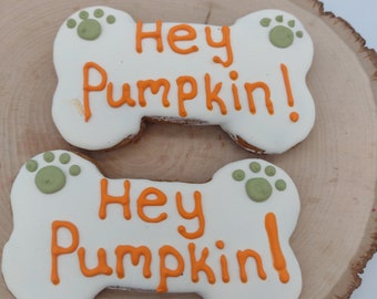 Hey Pumpkin Bone,  3 pk Large Dog Bone, Fall Dog Cookie, Fall Dog Bone, Dog Bakery, Pet Treat, Peanut Butter Treat, Autumn Treat, Dog Cookie
