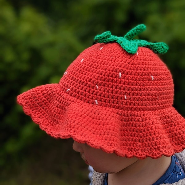 Strawberry Sunhat / Handmade Crochet Hat / 100% Cotton / Newborn to Child / Baby Shower Gift / Crochet Bucket Hat / Cute Baby Hat / Sun Hat
