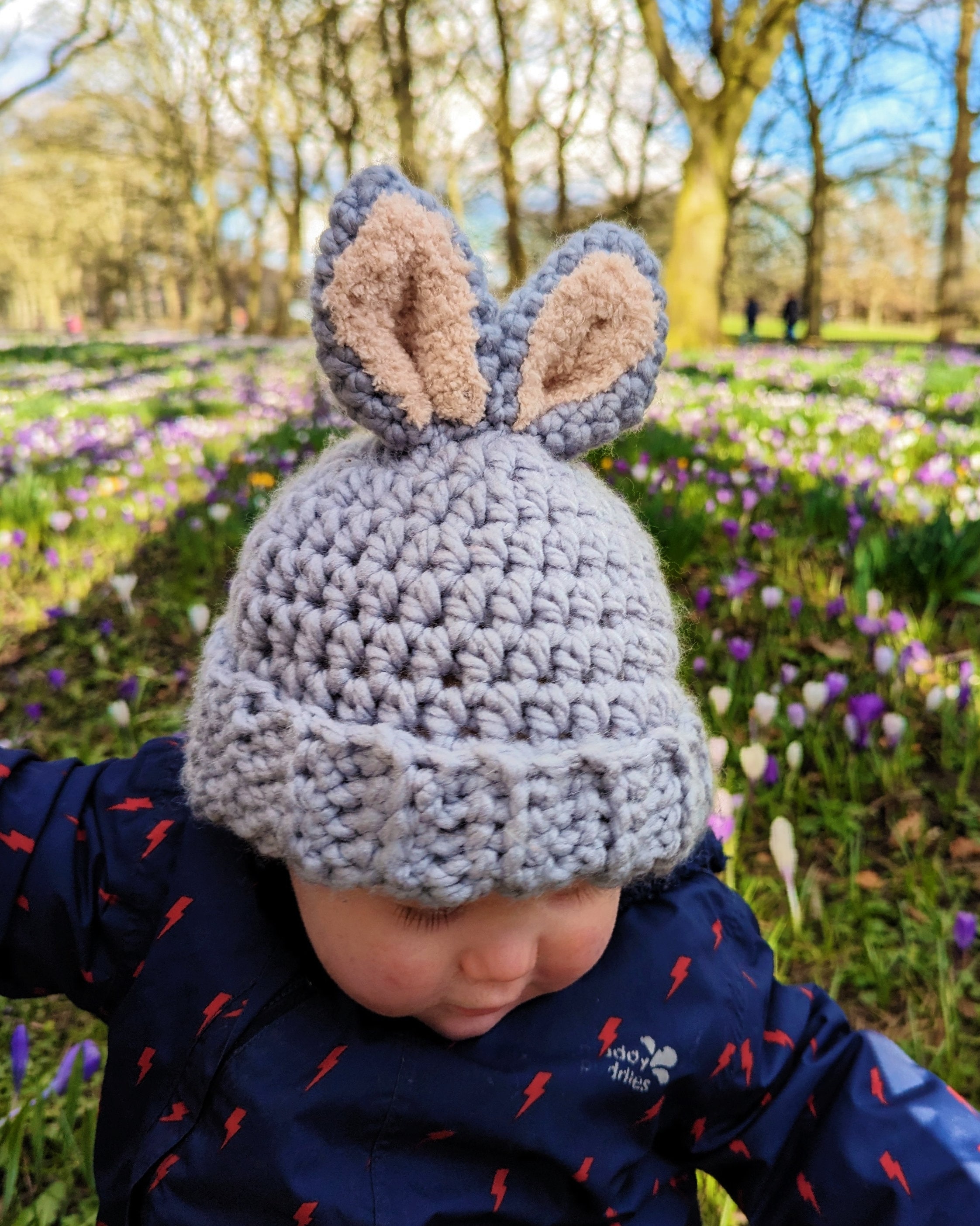 Chunky Crochet Bunny Beanie Pattern: Rolled Brim, Newborn to Adult Chunky Crochet Bunny Beanie Pattern: Rolled Brim, Newborn to Adult