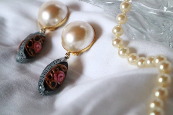 Vintage half-pearl earrings