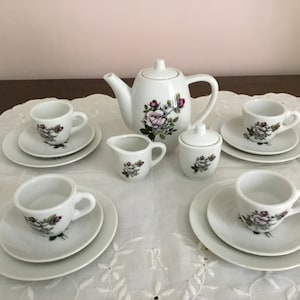 Porcelain tea service toy