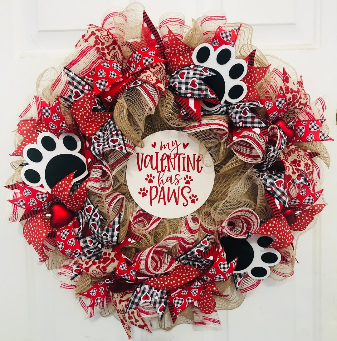 My Valentine Has Paws Dog Themed Valentines Day Wreath. Dog Etsy