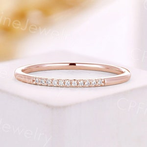 Minimalistische diamanten trouwring roségouden ring sierlijke stapelbare bijpassende band vintage kleine trouwring verjaardag belofte bruids band