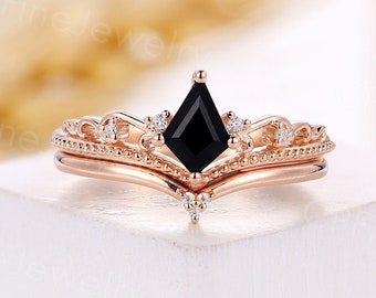 Vintage black onyx engagement ring set antique diamond crown bridal set kite shaped rose gold bridal set art deco anniversary promise rings