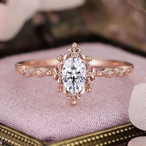 Moissaniet verlovingsring, antieke diamanten ring, Milgrain-trouwring door CPFineJewelry