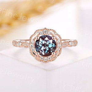 Anello di fidanzamento vintage con alessandrite, anello in oro rosa con diamanti naturali, anello Milgrain unico, anello rotondo, anello antico con promessa di anniversario