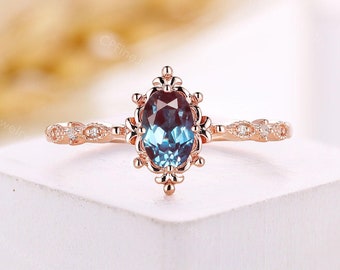 Vintage Alexandrite Engagement Ring Oval Rose Gold Ring Art Deco Natural Diamond Wedding Ring Unique Anniversary Bridal Promise Ring