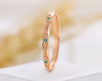 Vintage Emerald wedding band rose gold delicate milgrain women ring vintage lab emerald band round cut promise ring Anniversary bridal band
