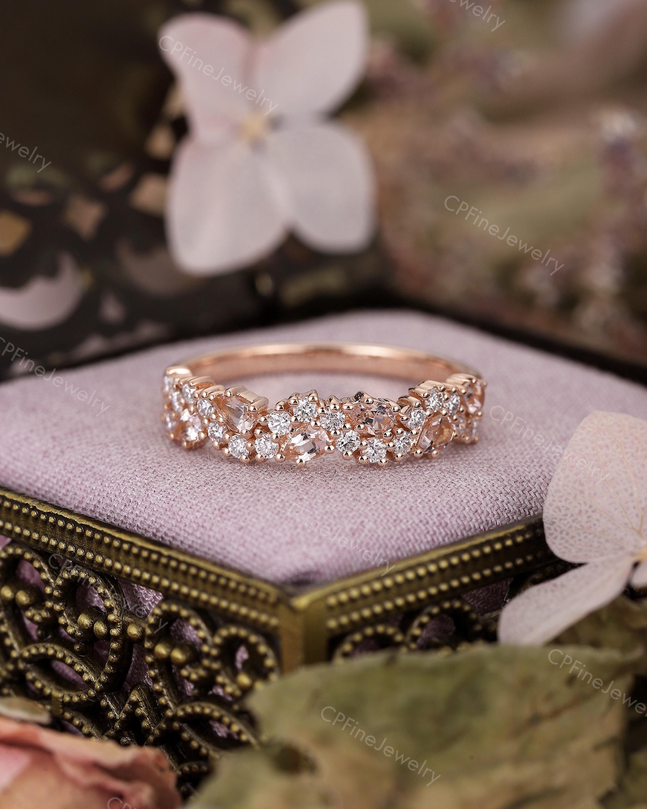 CPFineJewelryのモルガナイトの結婚指輪、クラスタースタッキング