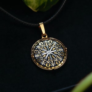 Pendant Damascene handmade with gold and silver