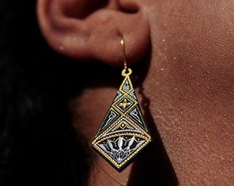 Damascene earrings. Handmade earrings. Gold earrings. Silver earrings. Long earrings. Damascene jewelry. piece of steel. Gold of Toledo.