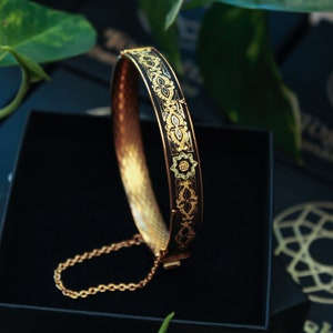 Handmade damascene bracelet with gold and green gold