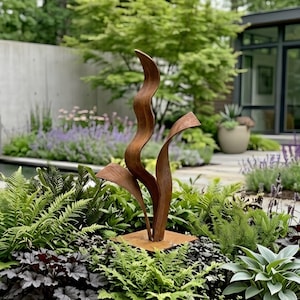 Outdoor Metall Skulptur: Handgefertigte Patina Rustikale Pflanze oder Garten Kunst für Ihre Landschaft
