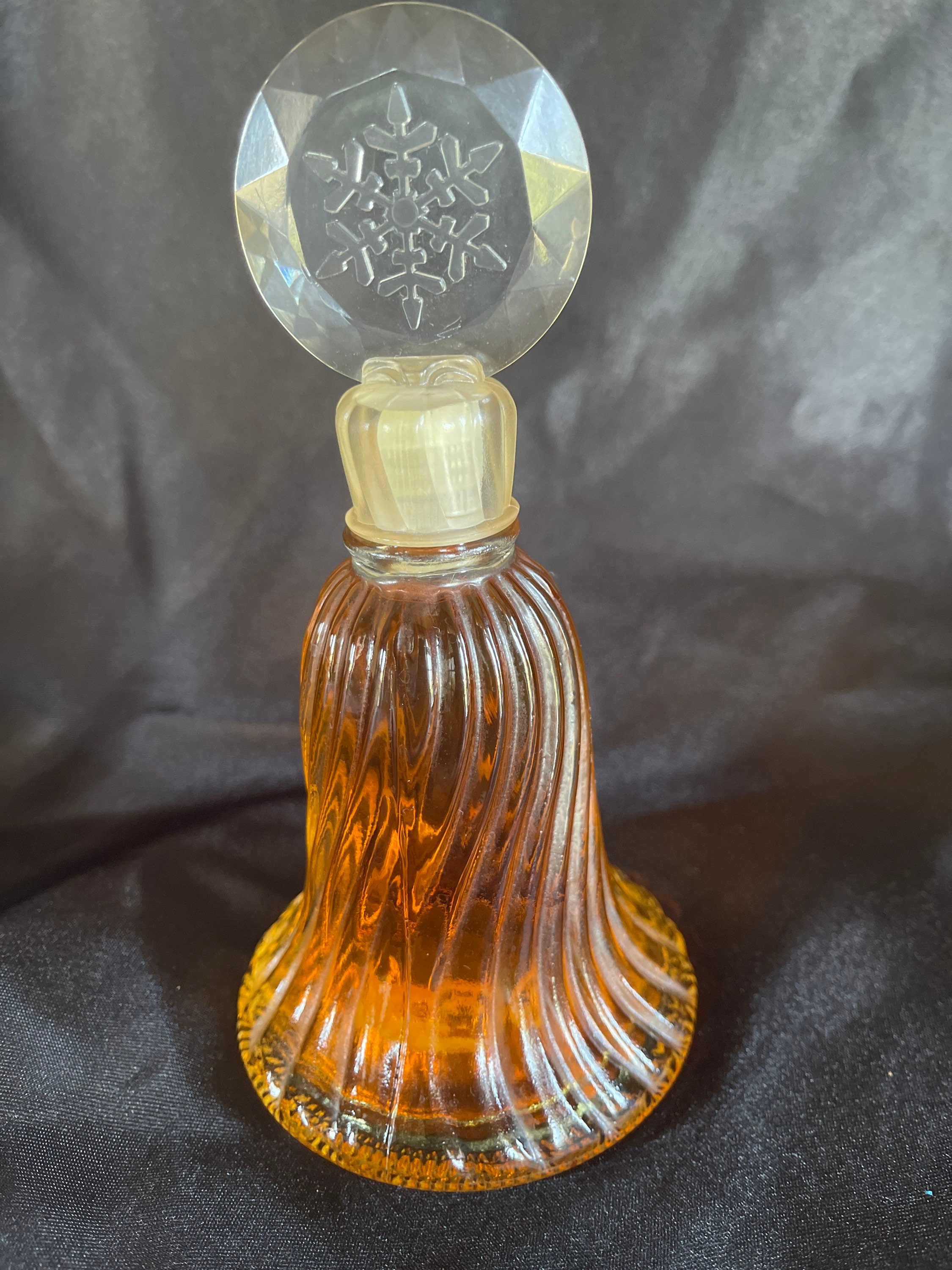 Avon 1980 Crystal Snowflake Christmas Bell-Collection Colonge 3.75 oz. full used