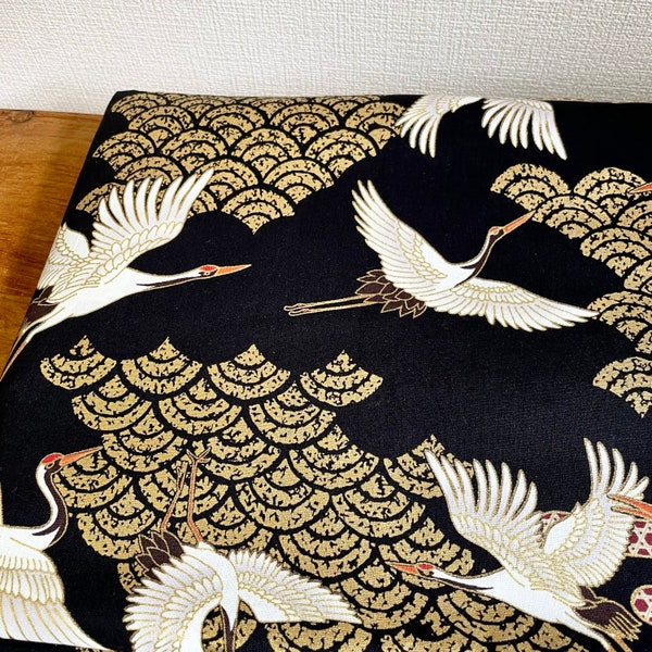 Tissu japonais Coton W110cm / Au mètre/yard 50cm Grue Noir Or Asiatique DIY