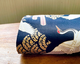 Japanischer Kranich-Baumwollstoff, Meterware, Schwarz-Gold-Metallic-Seigaiha-Wellen-Kimono-Material