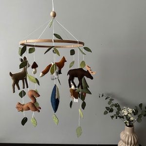 Woodland mobile, woodland animal mobile, neutral baby mobile, animal baby mobile, woodland baby mobile, woodland baby shower, forest mobile