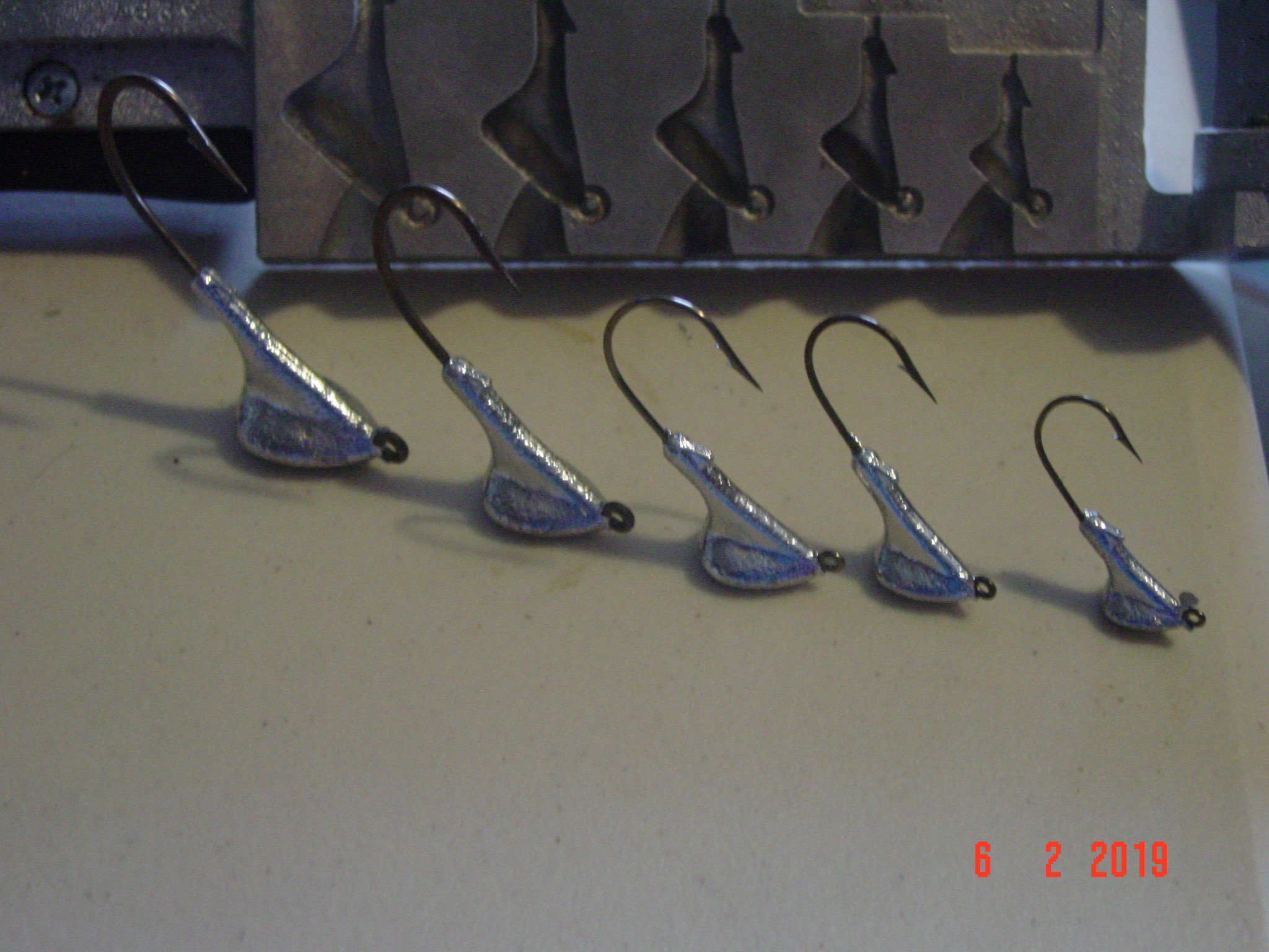 12 Stand up Jig Heads 3/4 Down to 1/8 Multiple Combo's 12 per Pack 