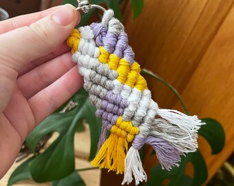 Non-Binary Pride Flag Keyring, Pride Macrame Keychain, Keychain Accessories, Multicoloured Accessory, Keychain, Pretty Pride Keychain