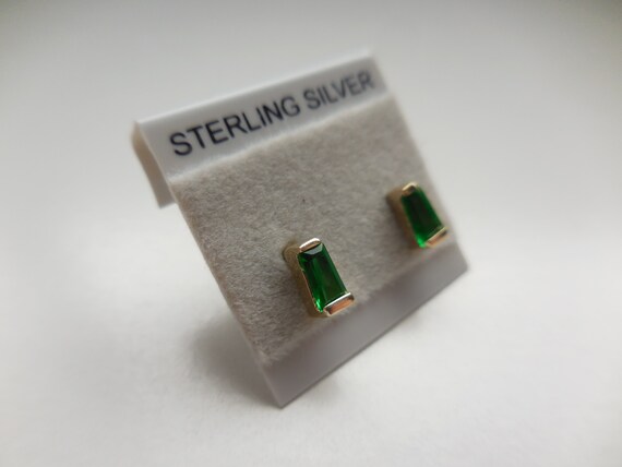 Small Green and Red Gemstone Rectangular Post Ear… - image 2