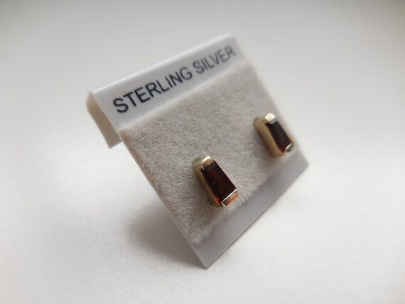 Small Green and Red Gemstone Rectangular Post Ear… - image 3