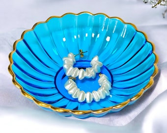 Blue shell-shaped glass ring dish with golden rim｜Small glass ring dish｜Little dishes｜Small trays｜Little plates｜Dessert dishes｜Ring dishes